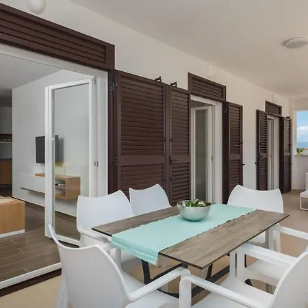 Apartmani Kos Supetar Exterior photo