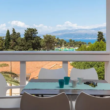 Apartmani Kos Supetar Exterior photo